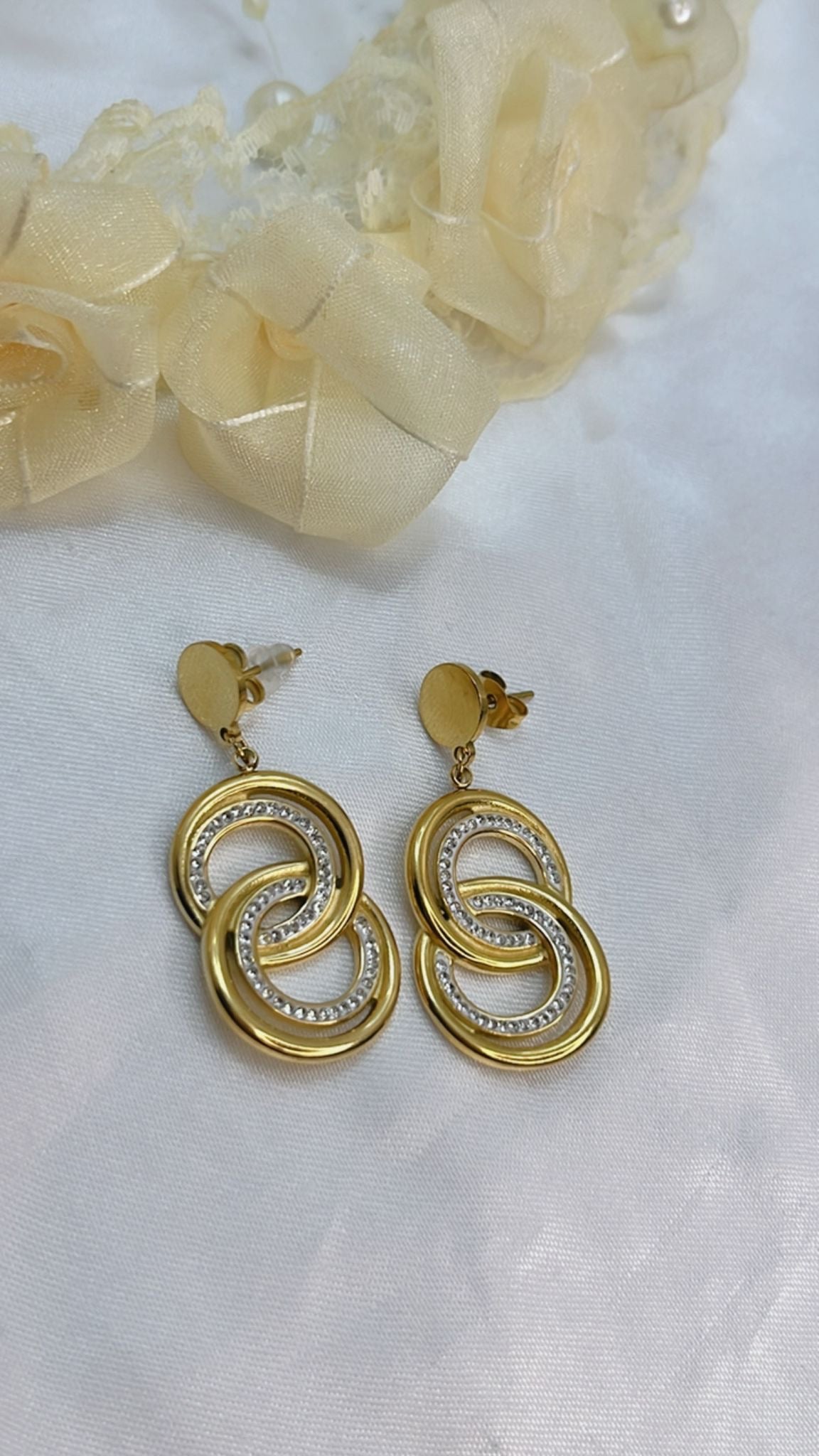 Boucle d’oreille Amal