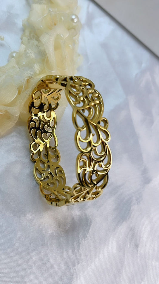 Bracelet مشبك تقليدي6cm